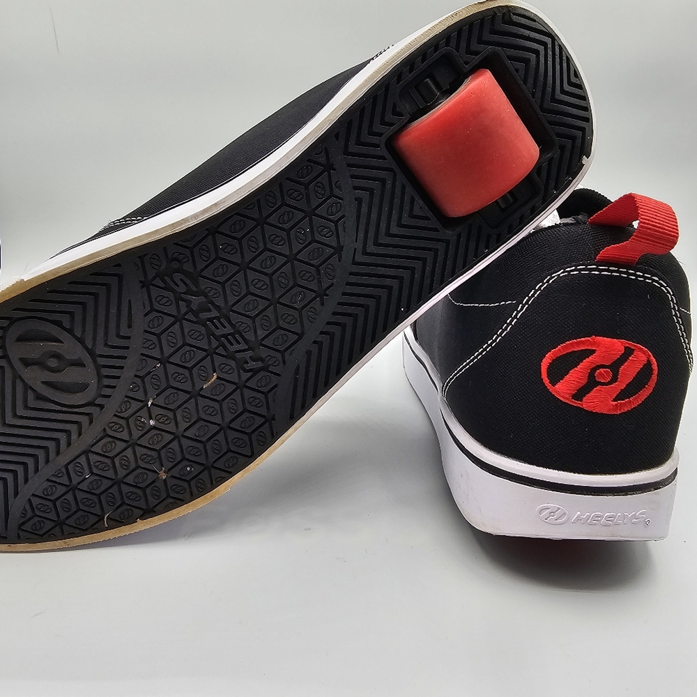 Heelys Mens Pro 20 Skate Roller shoes Sneakers Black Red Canvas Low Top Size 10 - Picture 8 of 9